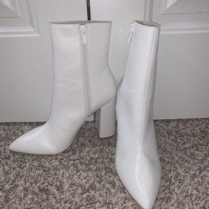 BRAND NEW Snakeskin White Boots